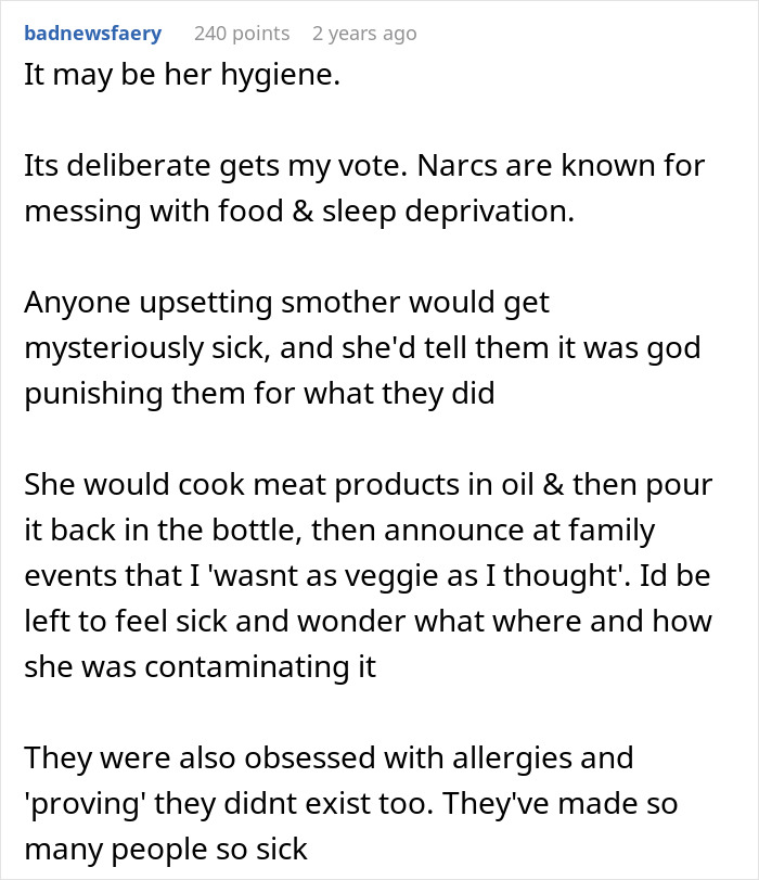 Reddit comments discussing parents' food making daughter sick, causing suspicion of intentional poisoning or contamination.