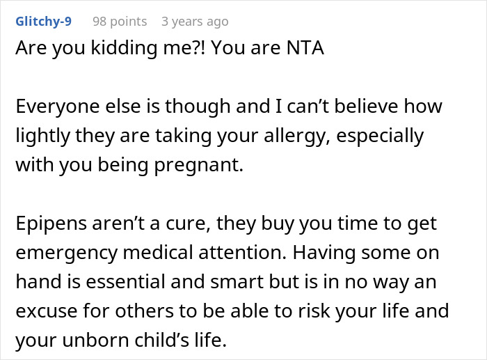 Comment discussing a woman risking anaphylaxis as her sister-in-law ignores the no-peanut allergy rule during pregnancy.