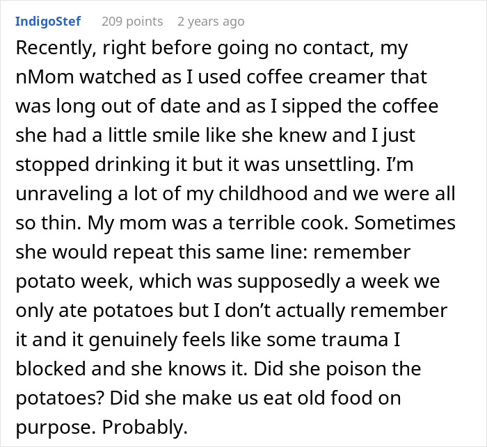 Woman Realizes Her Chronic Illness Only Flares Up After Eating Her Mom’s Cooking, She’s Shocked