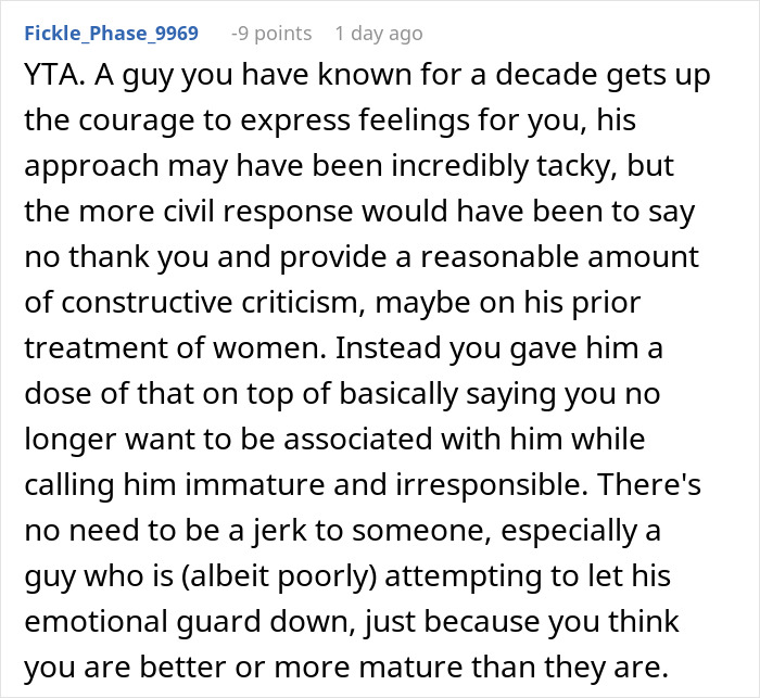 Screenshot of a Reddit comment discussing a guy telling an old friend she should date him instead of her boyfriend because he's tall. Screenshot of a Reddit comment discussing a guy telling an old friend she should date him instead of her boyfriend because he's tall.