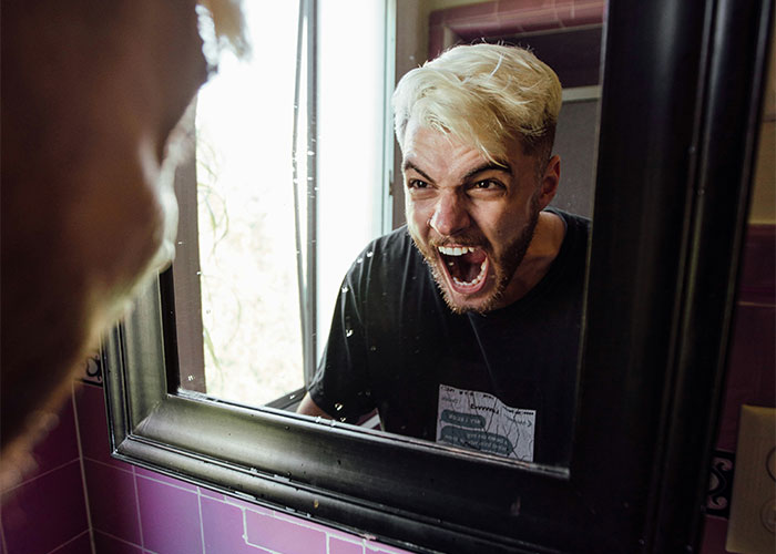 “I Smiled As I Watched Them Get Crushed”: Family Loses Precious Memorabilia For Being Tenants From Hell “I Smiled As I Watched Them Get Crushed”: Family Loses Precious Memorabilia For Being Tenants From Hell