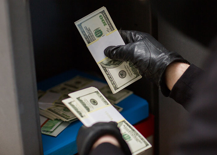 40 Wild Stories Of People With A Secret Life They Thought They Could Hide