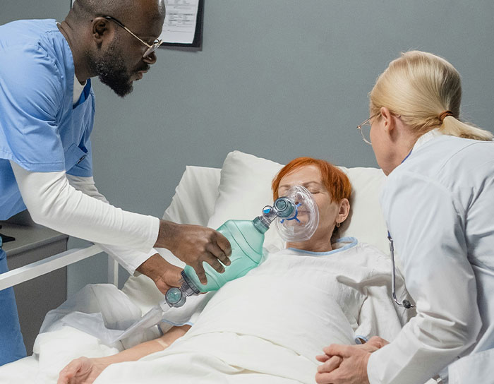 ER Nurses Share Wild “One More Minute And I’d Be Dead” Stories From The Hospital