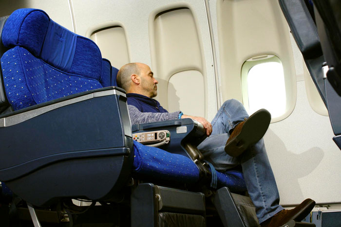 Person Called "Fatphobic" For Refusing To Let Obese Guy Invade Their Seat, Sparks Flight Drama Person Called "Fatphobic" For Refusing To Let Obese Guy Invade Their Seat, Sparks Flight Drama