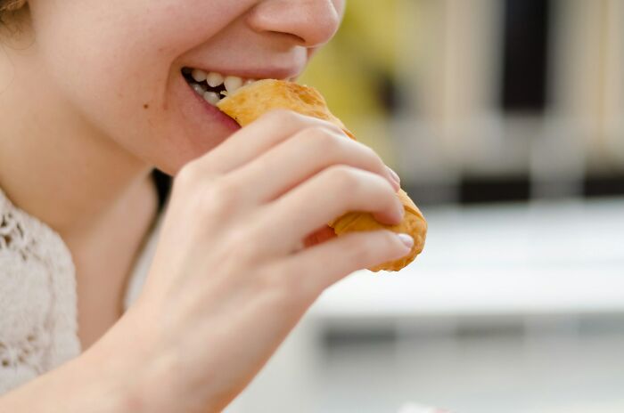 "Maybe If You Hadn't Boned Our Son’s Girlfriend": 45 Crazy Stories Servers Overheard