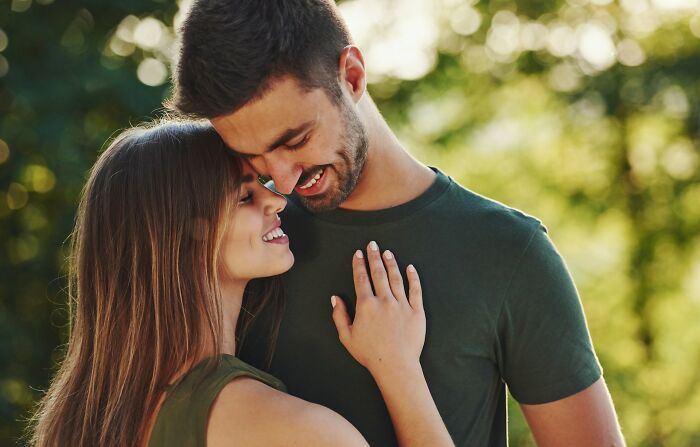 44 Men Who Are Happily Married Share Their Secrets To Healthy Relationships