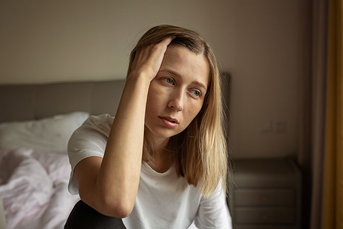 "My Wife Is Slow": Man Guides Wife Through First Month Of Baby Care, Realizes He Can't Look Away "My Wife Is Slow": Man Guides Wife Through First Month Of Baby Care, Realizes He Can't Look Away