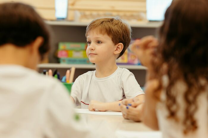 50 Real Glitches In The Matrix That Might Freak You Out, As Shared By People Online