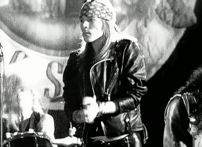 45 People Reveal What Celebrities Were Like Before Fame, And It Might Change Your Opinion On Them