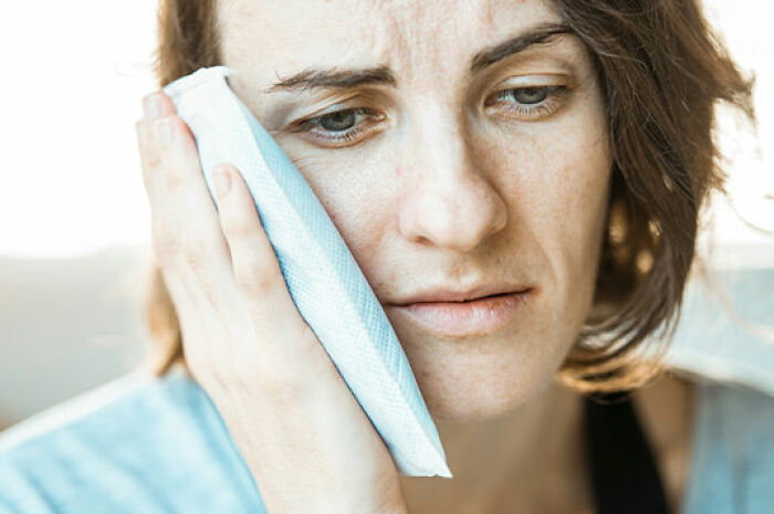 “This Does Not Happen To Men”: 50 Of The Most Downplayed Medical Conditions And Procedures