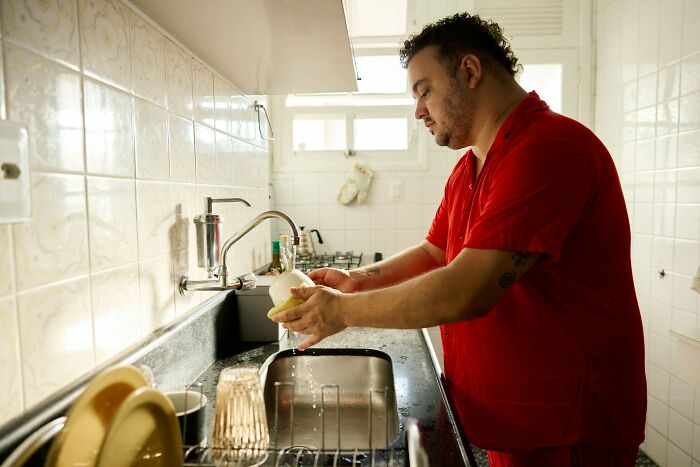 44 Men Who Are Happily Married Share Their Secrets To Healthy Relationships