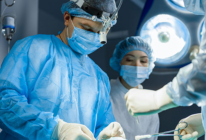 Doctors Weigh In On The 40 Times House M.D. Got It Totally Right Or Horribly Wrong