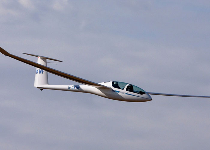 Teens Are Too Fat To Fly In A Small Private Plane, Their Mom Has A Meltdown Teens Are Too Fat To Fly In A Small Private Plane, Their Mom Has A Meltdown