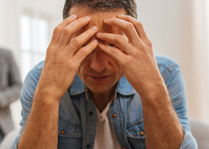 Teens Are Too Fat To Fly In A Small Private Plane, Their Mom Has A Meltdown Teens Are Too Fat To Fly In A Small Private Plane, Their Mom Has A Meltdown