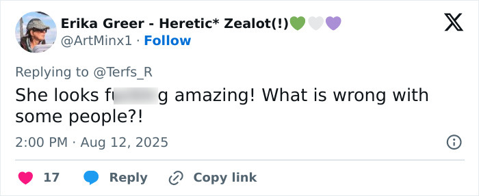Tweet from Erika Greer praising Nelly Furtado amid discussions of quitting music due to online body-shaming controversy. Tweet from Erika Greer praising Nelly Furtado amid discussions of quitting music due to online body-shaming controversy.