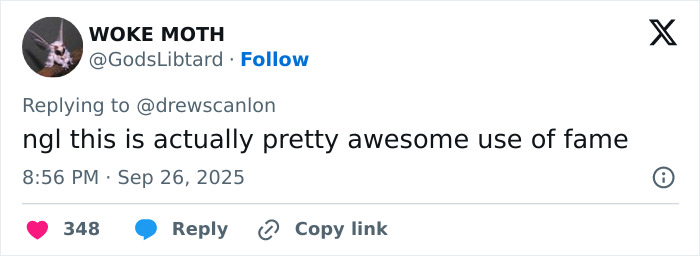 Screenshot of a tweet praising the man behind blinking guy GIF for his clever use of internet fame. Screenshot of a tweet praising the man behind blinking guy GIF for his clever use of internet fame.