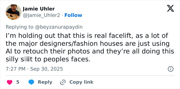 Tweet discussing facelift and plastic surgery speculation linked to fashion designers retouching photos of Emma Stone. Tweet discussing facelift and plastic surgery speculation linked to fashion designers retouching photos of Emma Stone.