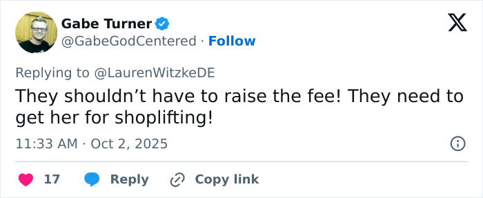 "What Is Wrong With People?": Footage Of Woman's Soda Refill Rampage Sparks All Sorts Of Reactions "What Is Wrong With People?": Footage Of Woman's Soda Refill Rampage Sparks All Sorts Of Reactions