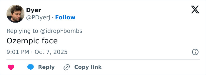 Screenshot of a tweet discussing Mandy Moore’s unrecognizable new look that has baffled fans online. Screenshot of a tweet discussing Mandy Moore’s unrecognizable new look that has baffled fans online.