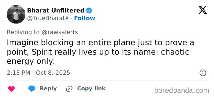 Tweet about passenger outrage as woman refuses to let others exit plane before her daughter, causing chaos on Spirit flight. Tweet about passenger outrage as woman refuses to let others exit plane before her daughter, causing chaos on Spirit flight.