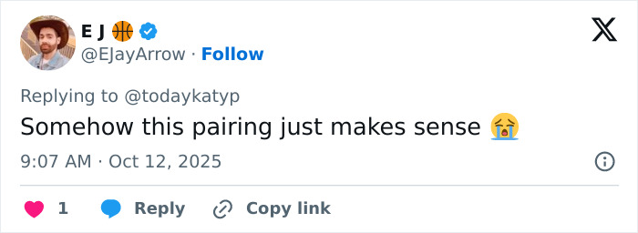 Tweet showing excitement about Katy Perry and shirtless Justin Trudeau getting cozy on a yacht in steamy new photos. Tweet showing excitement about Katy Perry and shirtless Justin Trudeau getting cozy on a yacht in steamy new photos.