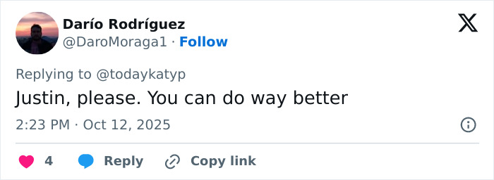 Katy Perry and shirtless Justin Trudeau cozy on a yacht, enjoying a steamy moment in new photos. Katy Perry and shirtless Justin Trudeau cozy on a yacht, enjoying a steamy moment in new photos.