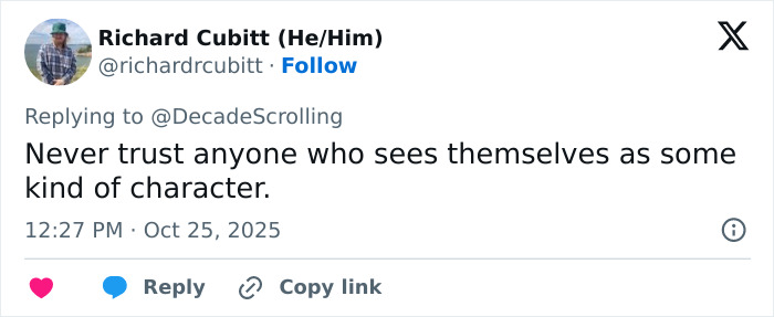 Screenshot of a tweet discussing an interaction involving David Harbour and a woman half his age that went viral. Screenshot of a tweet discussing an interaction involving David Harbour and a woman half his age that went viral.