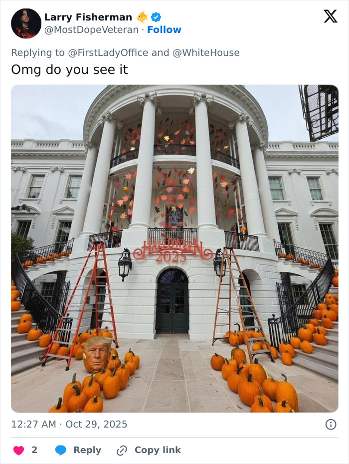 Halloween display at the White House entrance with pumpkins and a decoration resembling Melania Trump's White House Halloween display. Halloween display at the White House entrance with pumpkins and a decoration resembling Melania Trump's White House Halloween display.