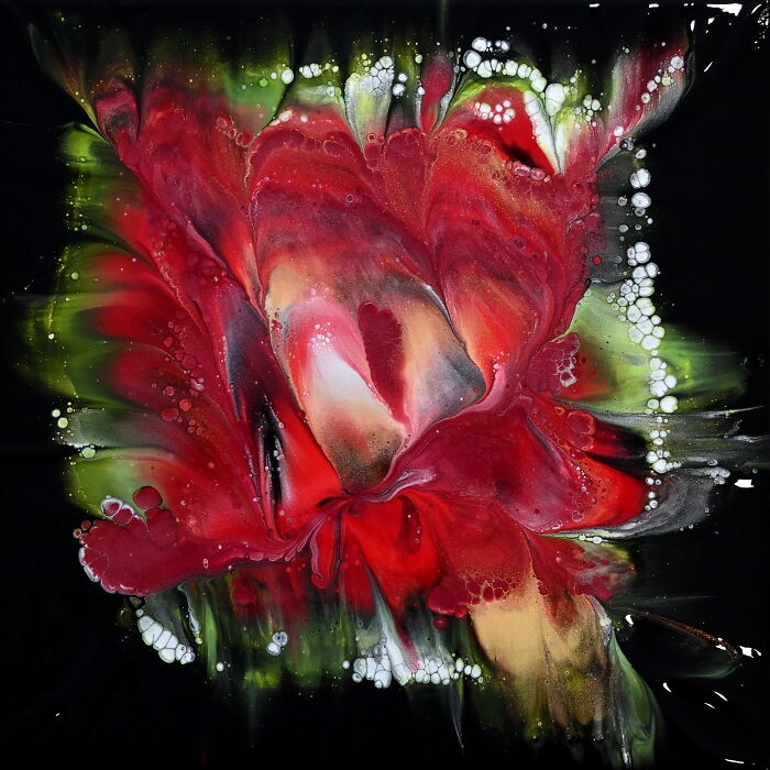 Triple Flower Magic: Easy Acrylic Pour Flowers In Rich Reds And Greens Triple Flower Magic: Easy Acrylic Pour Flowers In Rich Reds And Greens