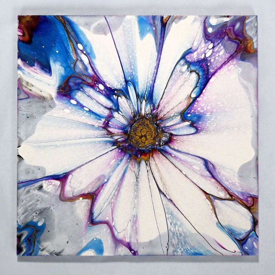 Soft & Dreamy Flower: My Easy 5-Minute Acrylic Pour Painting Soft & Dreamy Flower: My Easy 5-Minute Acrylic Pour Painting