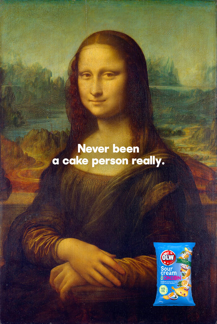 Mona Lisa in an ad campaign holding a humorous quote with a bag of sour cream and onion chips in the corner.