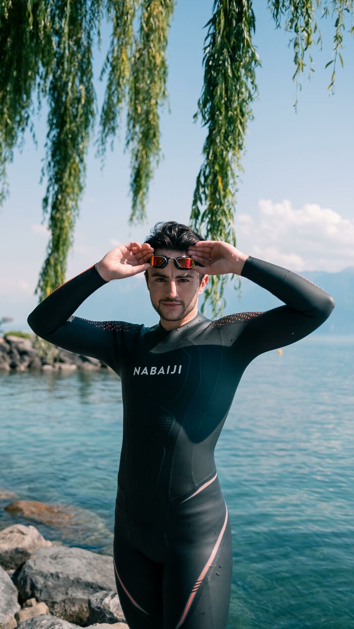 Man Who Swam For 110 Miles Without Sleeping Reveals "Intense" Hallucinatory Experience Man Who Swam For 110 Miles Without Sleeping Reveals "Intense" Hallucinatory Experience