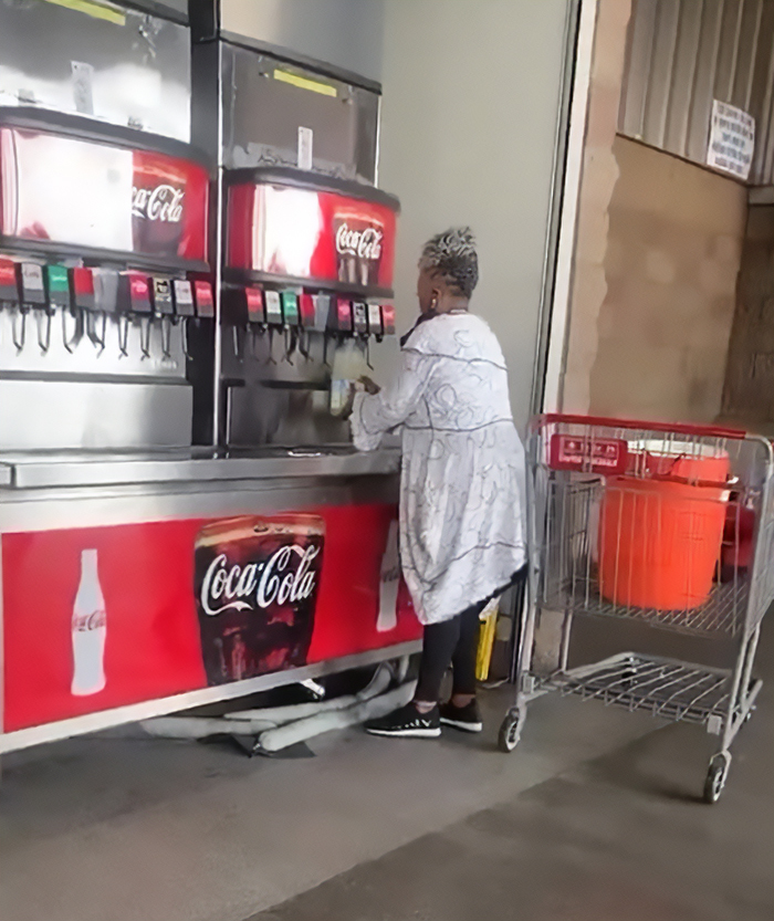 "What Is Wrong With People?": Footage Of Woman's Soda Refill Rampage Sparks All Sorts Of Reactions "What Is Wrong With People?": Footage Of Woman's Soda Refill Rampage Sparks All Sorts Of Reactions