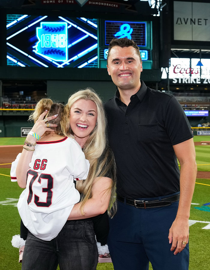 Erika Kirk's "Inappropriate" Hug With JD Vance And "Weird" Statement At Turning Point Event Goes Viral Erika Kirk's "Inappropriate" Hug With JD Vance And "Weird" Statement At Turning Point Event Goes Viral