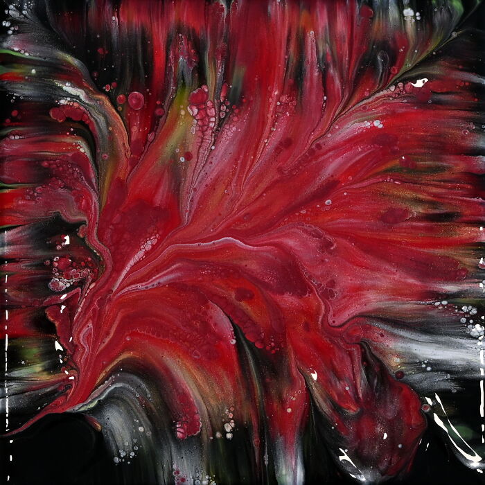 Triple Flower Magic: Easy Acrylic Pour Flowers In Rich Reds And Greens Triple Flower Magic: Easy Acrylic Pour Flowers In Rich Reds And Greens