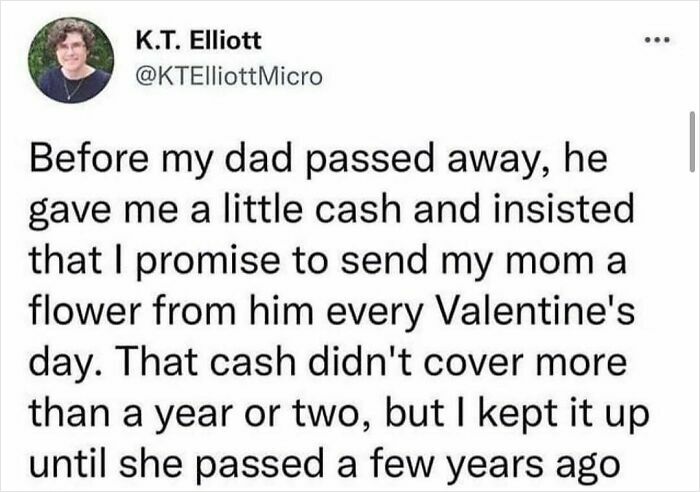 Tweet showing a heartfelt promise about sending flowers and touching moments from a family before they passed away.