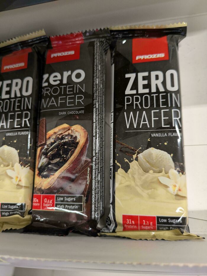 Zero protein wafer packaging showing misleading flavor and protein content labeling on snack bars.