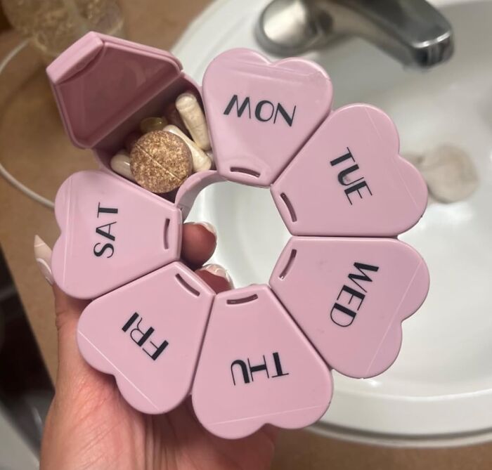  You'll Actually Look Forward To The Daily Routine Of Taking Your Pills With This Ridiculously Cute Weekly Pill Organiser 
