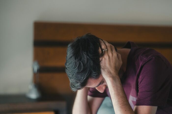 “Giant Warning Sign”: 50 Men Reveal The Devastating Moments They Caught Their Women Cheating