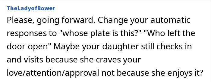 ALT text: Mom of 4 reflects on using daughter as family scapegoat and expresses deep regret years later. ALT text: Mom of 4 reflects on using daughter as family scapegoat and expresses deep regret years later.
