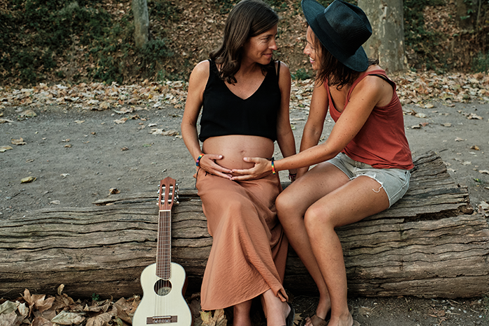 New Mom Is “Losing Her Mind” Over Her Complicated Feelings For Her Baby’s Surrogate