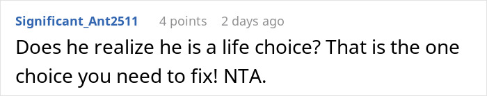 User comment on a forum discussing a rich boyfriend demanding equal split rent while girlfriend refuses, expressing a strong opinion. User comment on a forum discussing a rich boyfriend demanding equal split rent while girlfriend refuses, expressing a strong opinion.