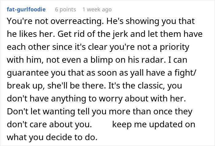 Comment discussing a man’s work wife sending hearts and mirror selfies causing relationship concerns. Comment discussing a man’s work wife sending hearts and mirror selfies causing relationship concerns.