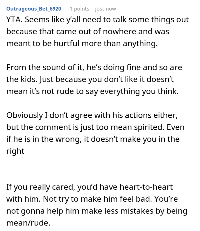 Text conversation discussing a woman calling out her brother for having four kids with four different women. Text conversation discussing a woman calling out her brother for having four kids with four different women.