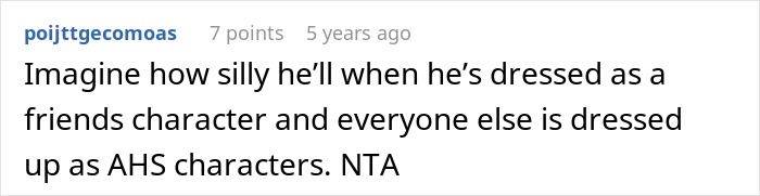 Screenshot of an online comment discussing masculinity fragility linked to discomfort with girlfriend’s friends’ Halloween costumes. Screenshot of an online comment discussing masculinity fragility linked to discomfort with girlfriend’s friends’ Halloween costumes.
