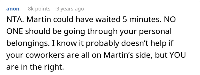 Screenshot of a Reddit comment discussing a coworker snooping in a woman’s purse and the consequences he faced. Screenshot of a Reddit comment discussing a coworker snooping in a woman’s purse and the consequences he faced.