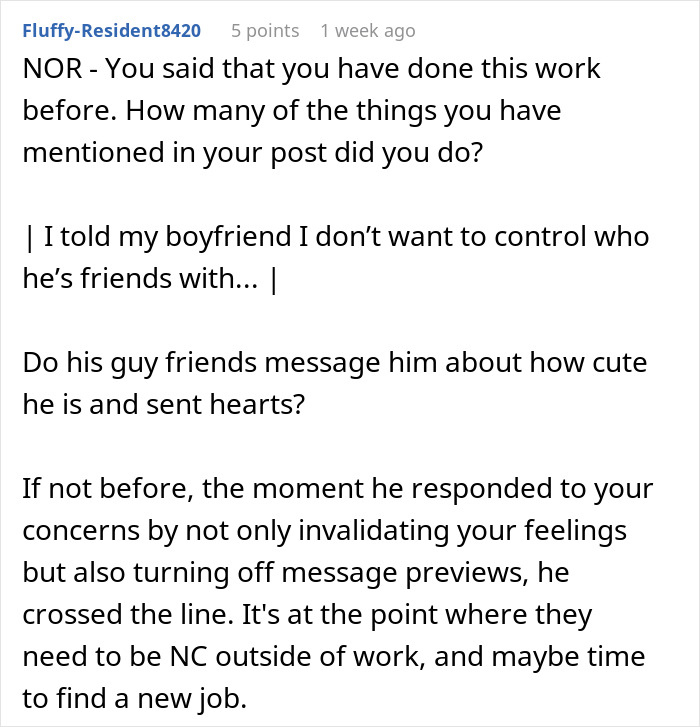 Text message conversation about a man’s work wife sending hearts and mirror selfies, upsetting his girlfriend. Text message conversation about a man’s work wife sending hearts and mirror selfies, upsetting his girlfriend.