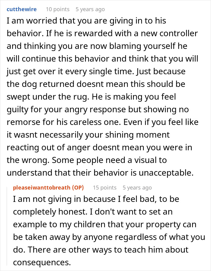 Alt text: Online discussion about manchild behavior playing games while son cries and wife plans console trash day. Alt text: Online discussion about manchild behavior playing games while son cries and wife plans console trash day.
