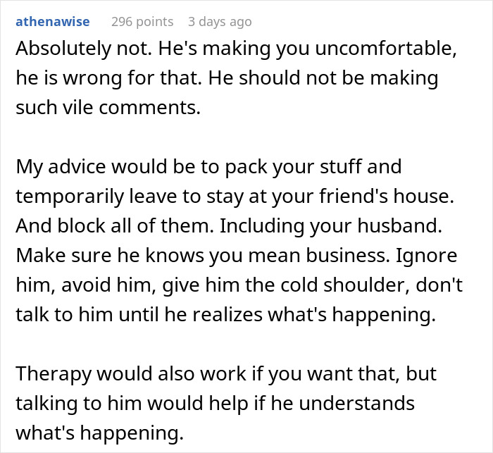 Screenshot of online advice discussing uncomfortable relationship issues and a wife considering removing her wedding ring. Screenshot of online advice discussing uncomfortable relationship issues and a wife considering removing her wedding ring.
