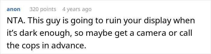 Comment from an online discussion warning about possible threats to a Halloween decor display and suggesting precautions.